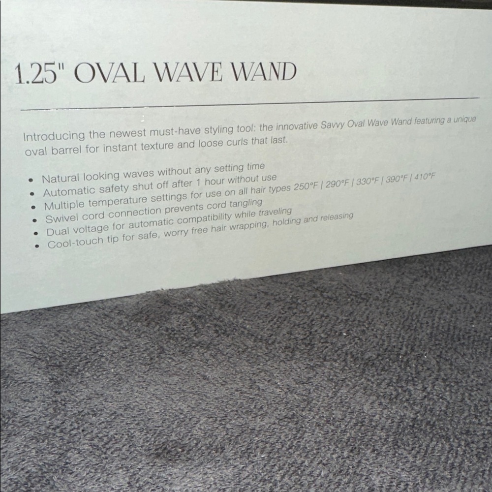 Savvy Oval Wave Wand in Black and Silver - Picture 4 of 5